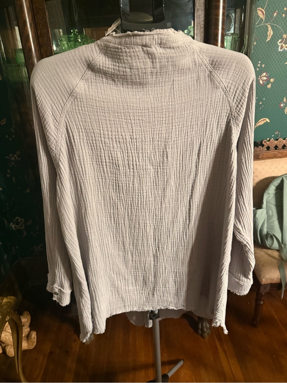 BKE Gray Textured Button-Front Tunic - Picture 4 of 4